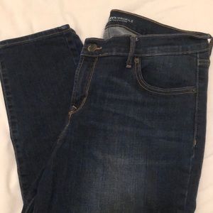 Old navy curvy skinny jeans